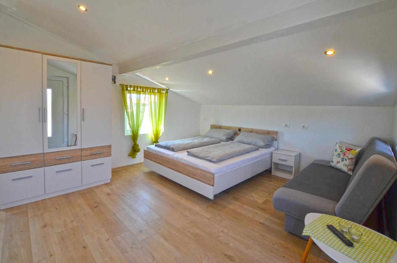 Bavica Apartments Rovinj Exteriör bild